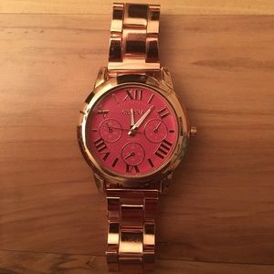 Geneva Quartz Rose Gold/Pink wristwatch brand new!